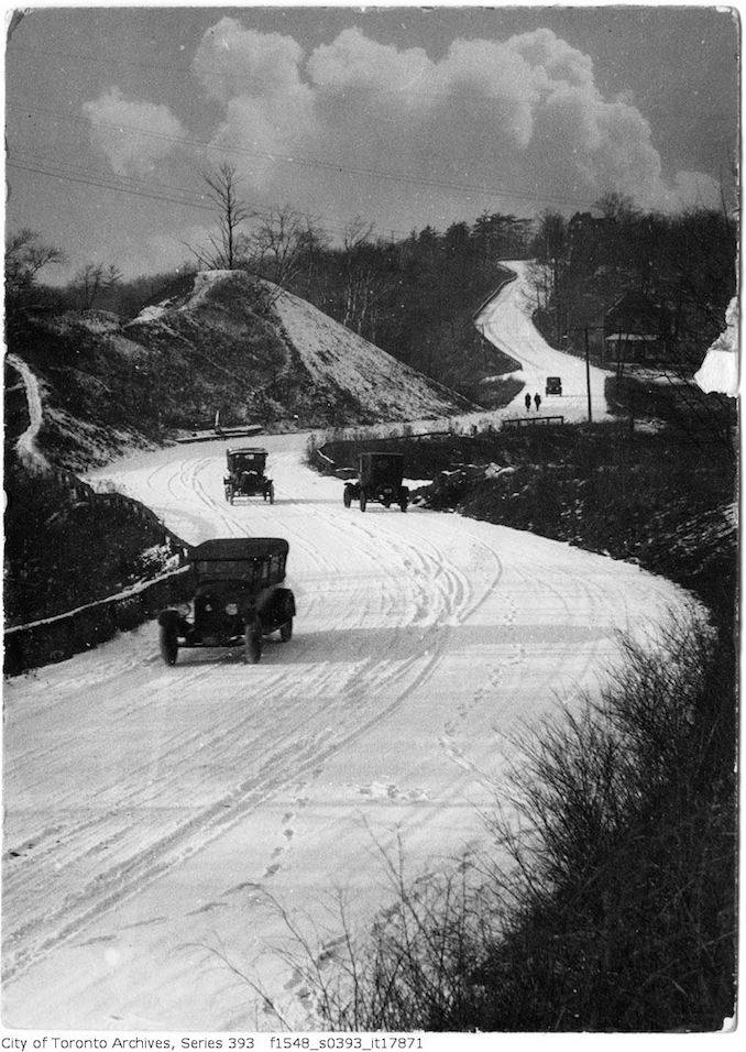 Humber Drive - autos on snow road - 1922