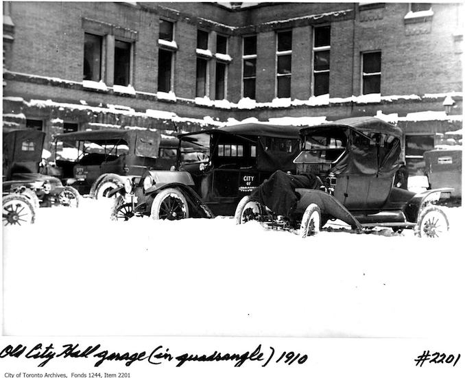 Toronto Winter Photographs Parking in Old City Hall quadrangle. - 1910