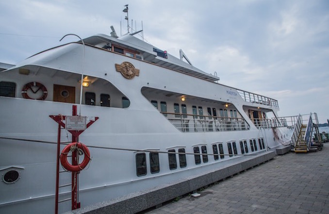 mariposa toronto harbour boat cruise