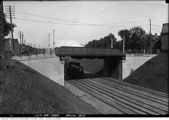 dunn-ave-bridge-1920-jul