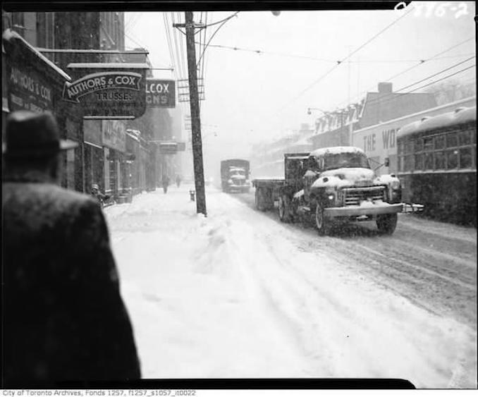 Item 22 – King Street West and John Street during snow storm.– 26 January 1961