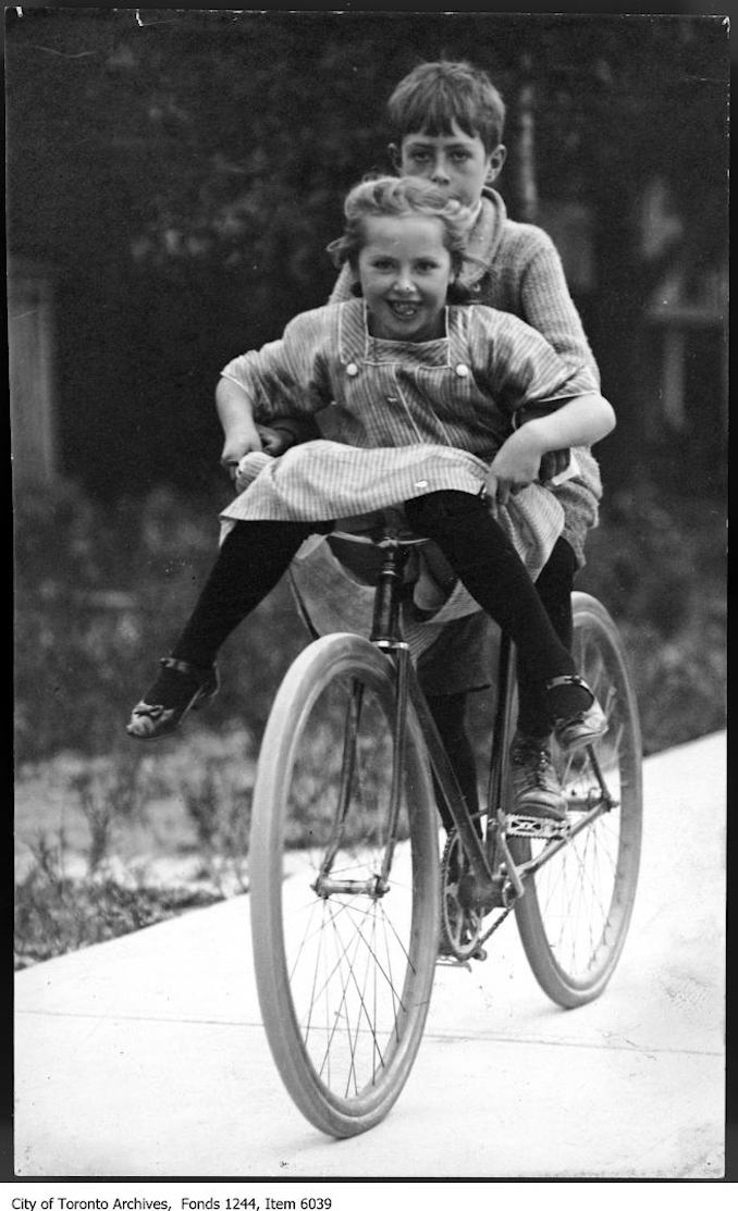 Cyclists, Centre Island. - 1908 - Vintage Bicycle Photographs