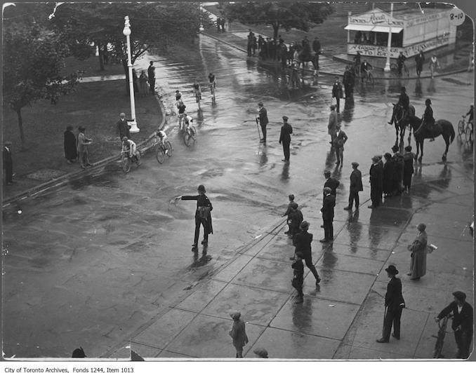 Dunlop Trophy bicycle race, CNE grounds. - [1924?] - Vintage Bicycle Photographs