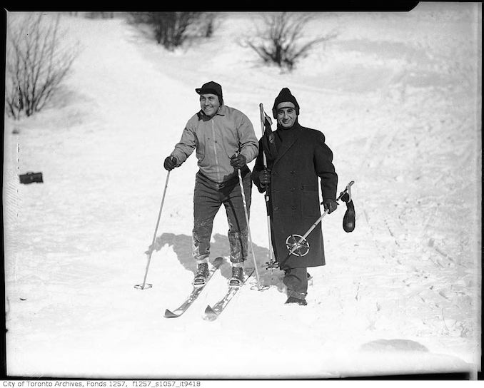 Lou and Nat Turofsky, skiing - 193-? - vintage skiing photographs