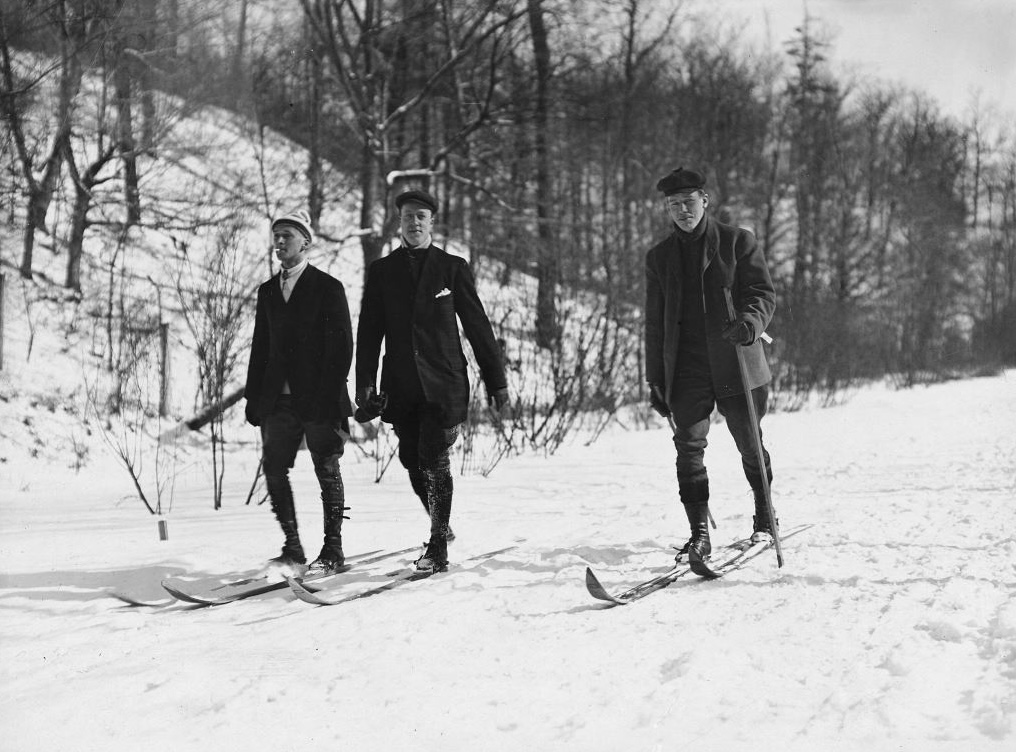 Three members of the Toronto ski club in Rosedale Ravine - from left, Norman Smallpiece, R. B. Chillas, & George Vartie(Sec.). - 1908