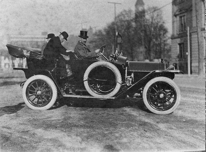 Aemilius Jarvis driving a car 1912