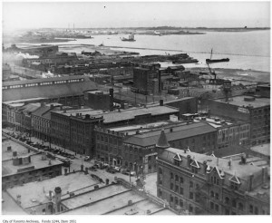 Old Rooftopping Photographs show Toronto's Past