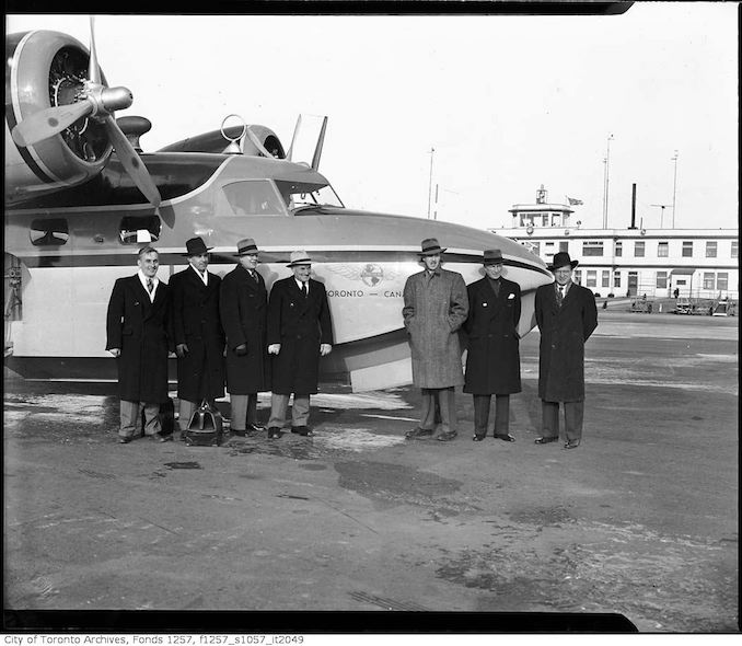 Globe and Mail Airplane, Island Airport