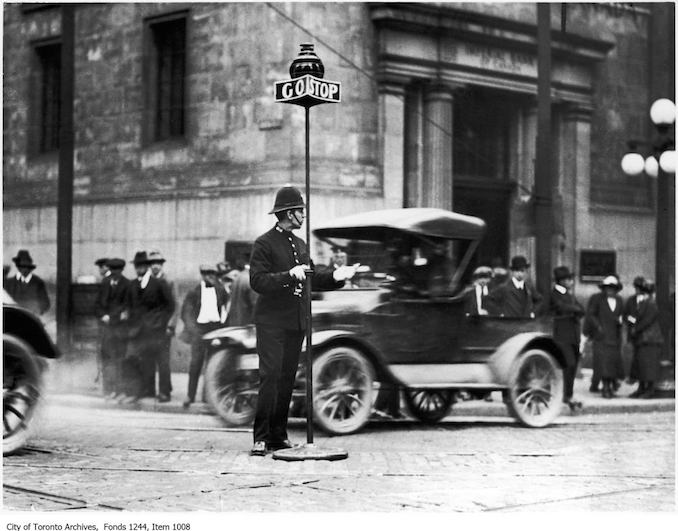 Policeman, corner of King and Yonge streets. - 1912
