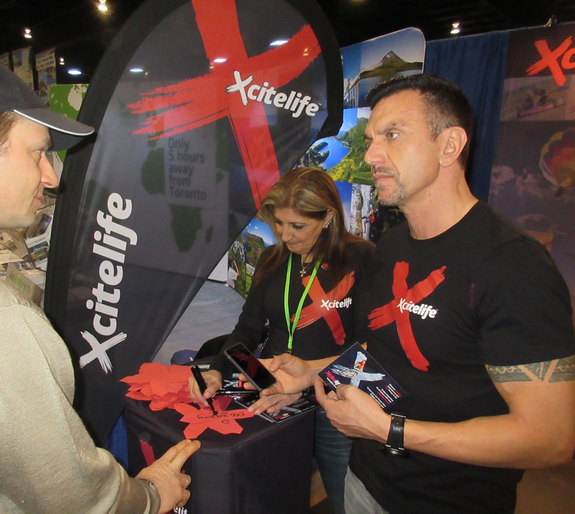 Paul Peic listens at Xcitelife-at-Outdoor Adventure Show 2016