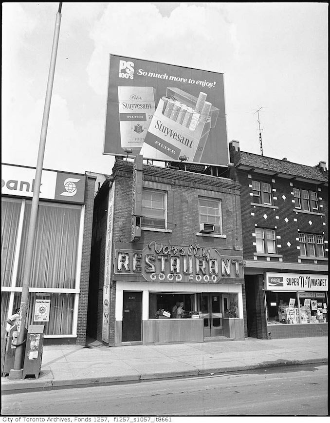 1976 - Varsity Restaurant, 328 Bloor Street West, north side, east of Spadina Road