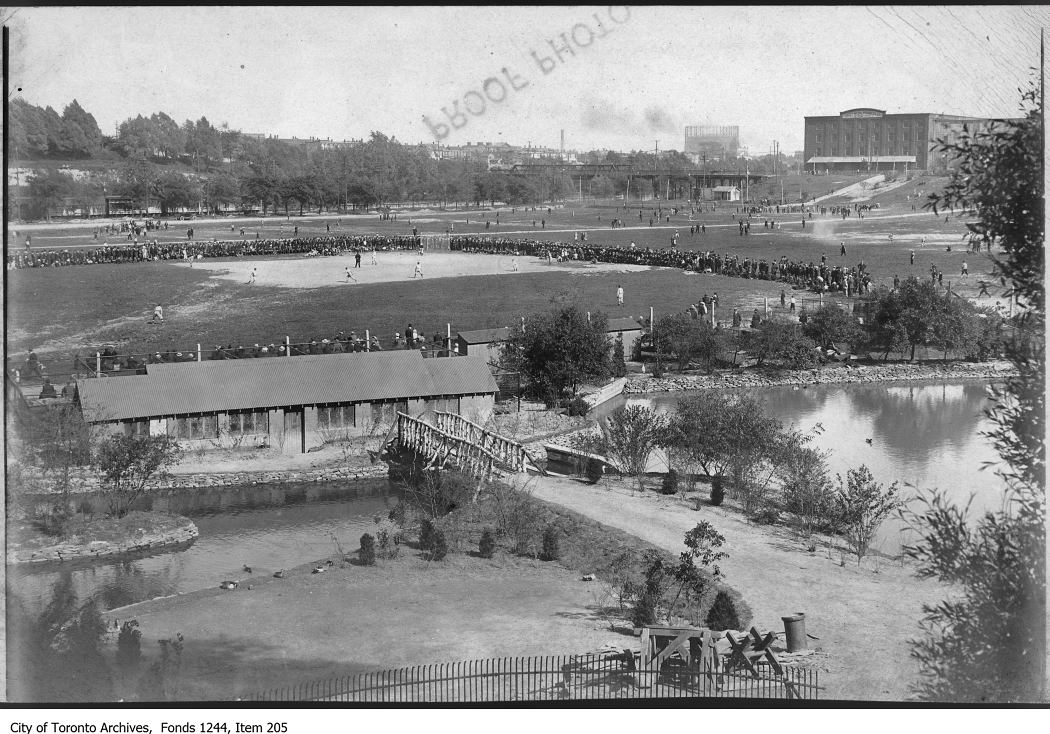 Baseball game, Riverdale Park. - [1914?] vintage baseball photographs