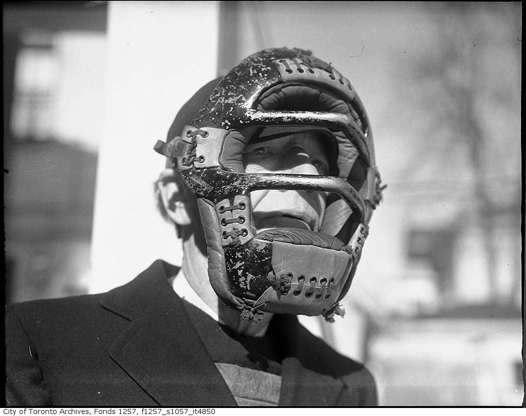 Baseball umpire - 194? vintage baseball photographs