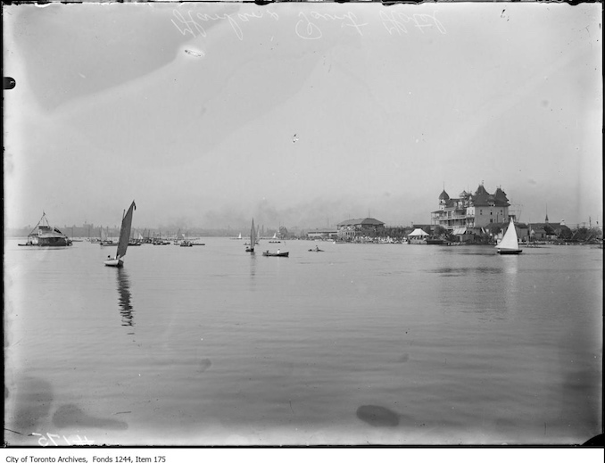 1909? - Hanlan's Hotel and lake