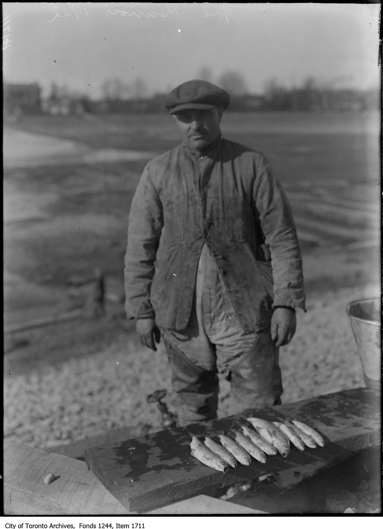 1922 - April - Fish caught in Reservoir Park - Vintage Fishing Photographs