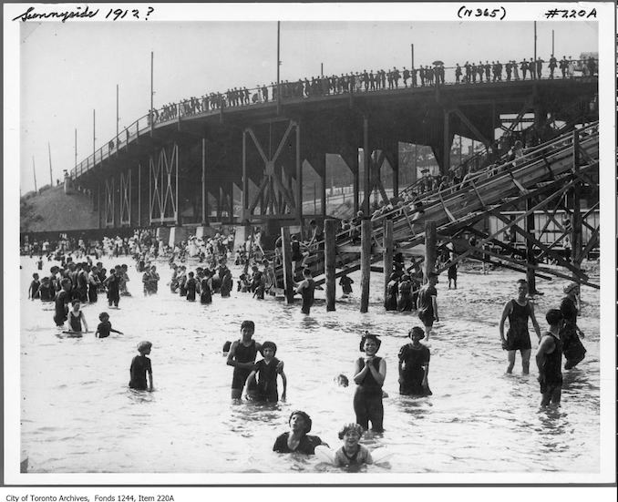 1910? - Bathers at Sunnyside