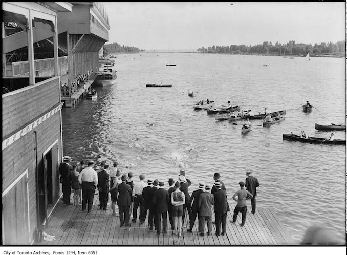 1914 - Swimming race, Toronto Island