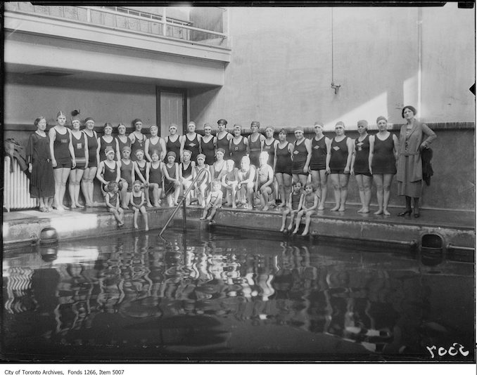 1925 - Toronto Ladies Swimming Club, group, Harrison Baths