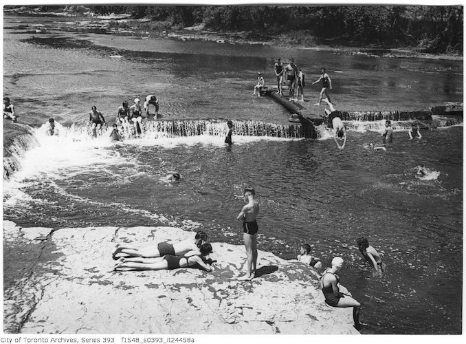 1935 - Humber River at Lambton - swimming