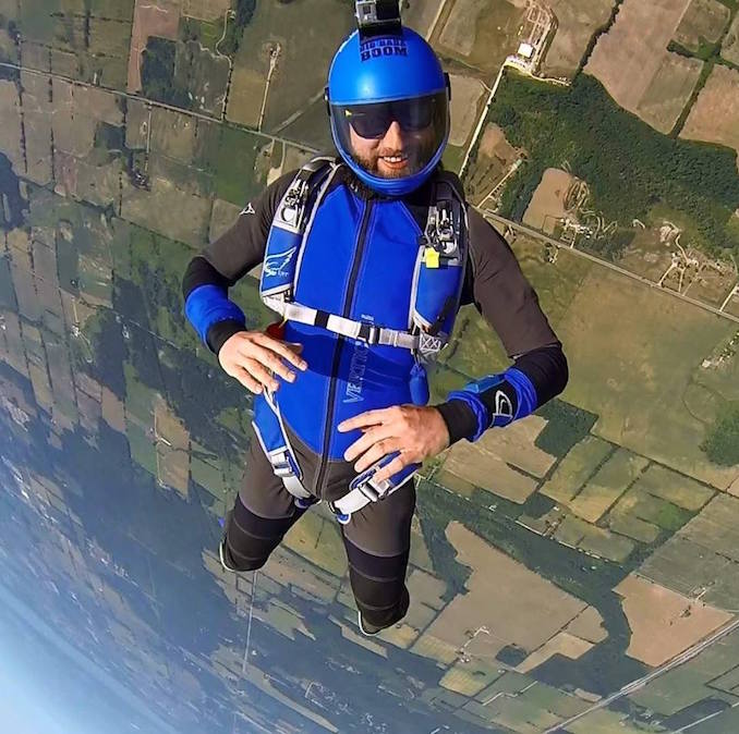 skydive toronto