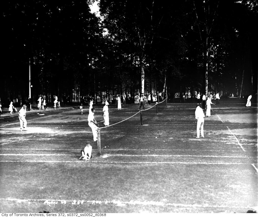 1914 - aug 2 - Kew Gardens — tennis