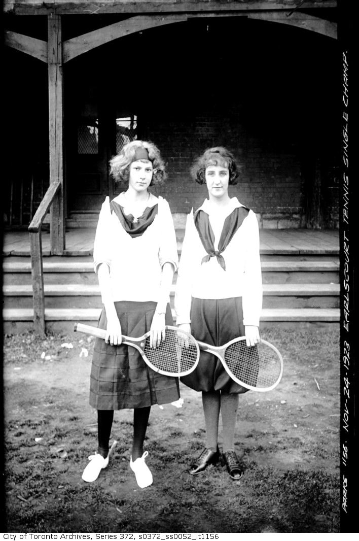 1923 - nov 24 - Earlscourt Tennis Singles Ladies Champions