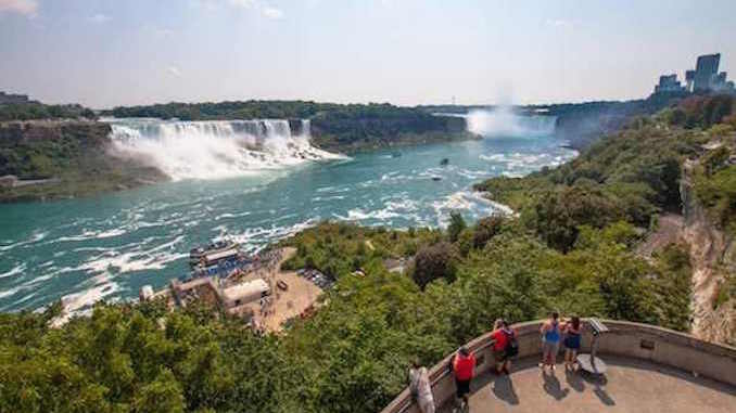 complete-your-bucket-list-around-toronto