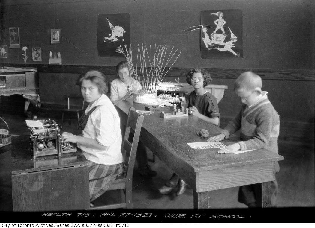 1923 - Orde Street School — sight saving adjustable desk