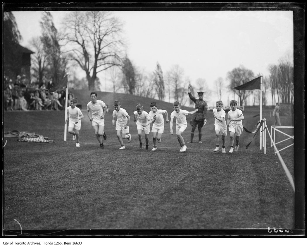 1929 - Appleby School games, start, junior 1/2 mile