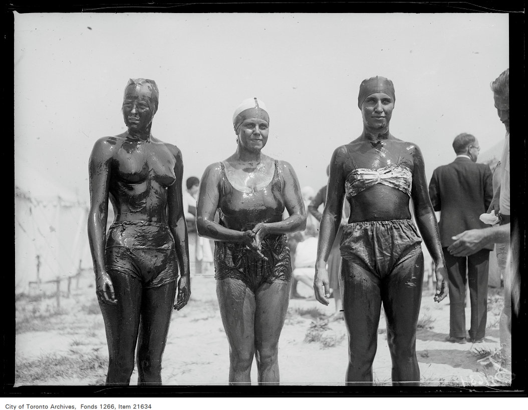 1930 - CNE, women's swim, Olive Gatterdam, Jewel Cheatwood, Ruth