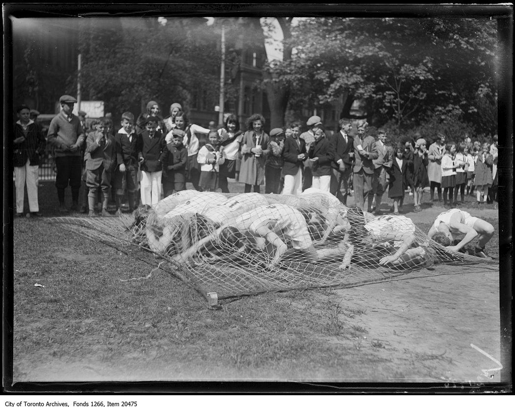 1930 - Normal School games, obstacle race