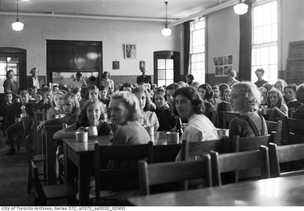 1942 - Wilkinson Open Air School. Classroom with seated children
