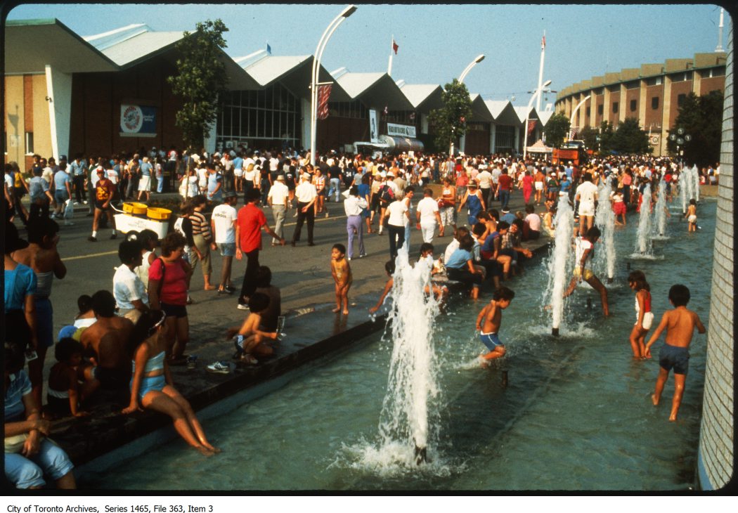 1930 - CNE, women's swim, Olive Gatterdam, Jewel Cheatwood, Ruth