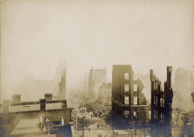 1904 - Bay St., looking s. from n. of Wellington St. W., Toronto, Ont.