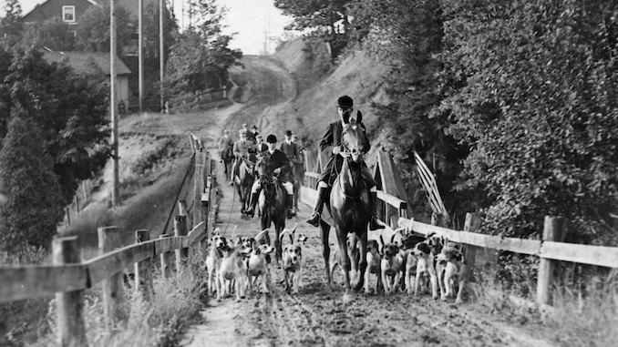 1907 - 1908 - Hunters and dogs on muddy Bathurst Street north of St. Clair Avenue West 2