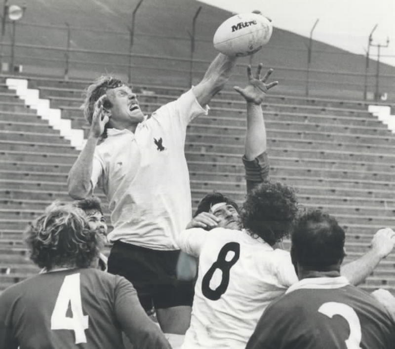 1979 - Rick Bailey of the U.S. team climbs over the scrum to grab a loose ball out of the air