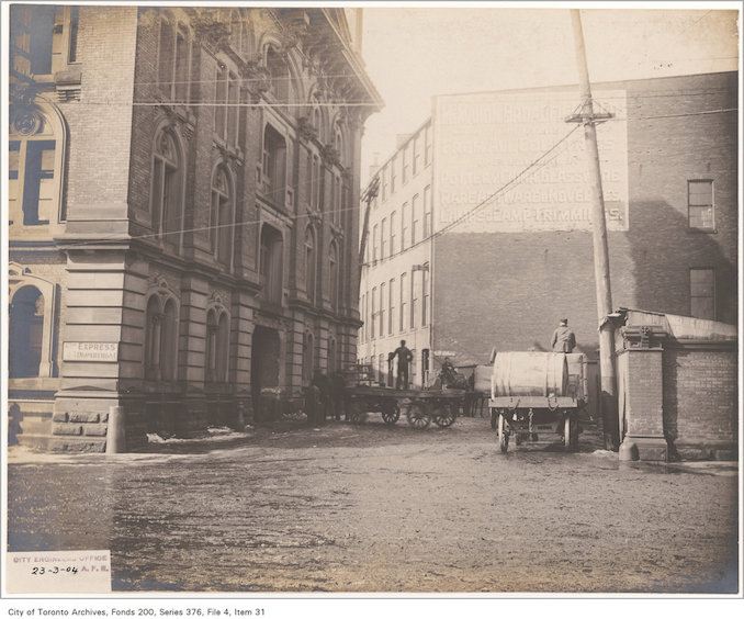 1904 - Yonge Street looking west first lane south of Front Street