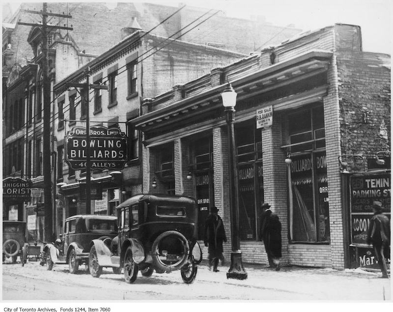 1926 - Queen Street East, east of Victoria Street, south side