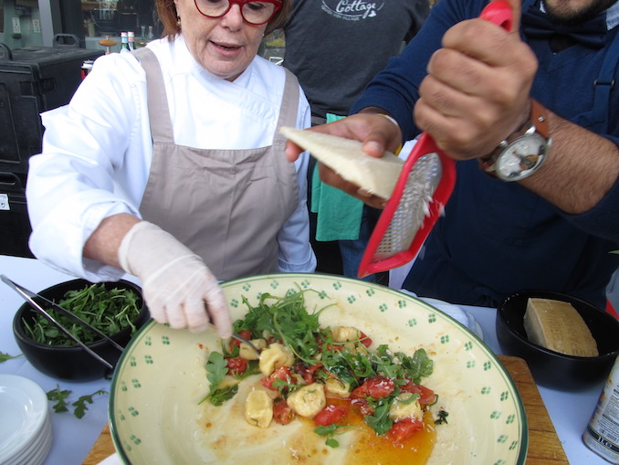 Toronto Taste chefs really get you in on the action!