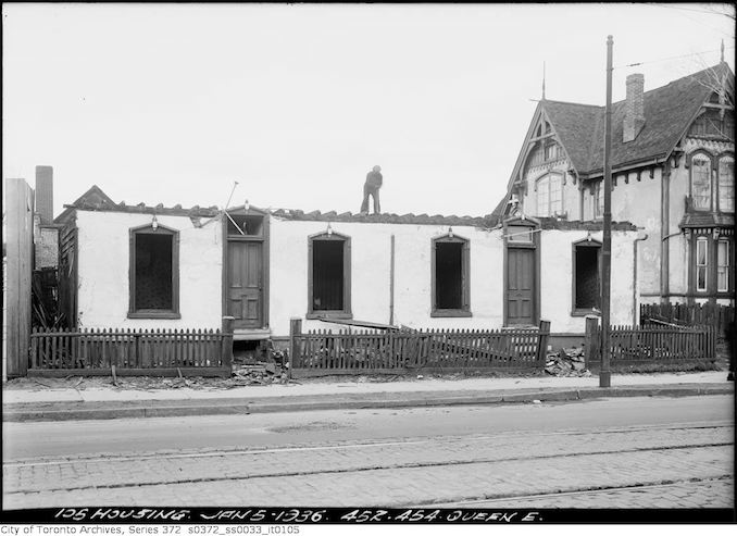 1937 - Jan 5 - 452-454 Queen Street East