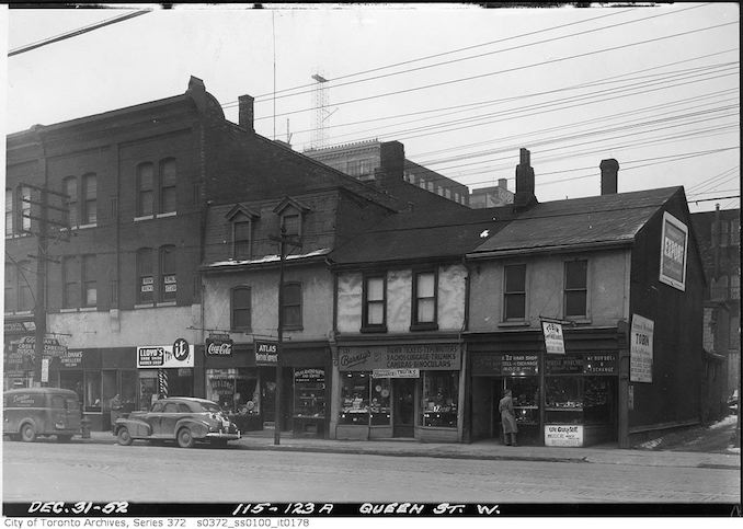 1952 - 115-123A Queen Street West