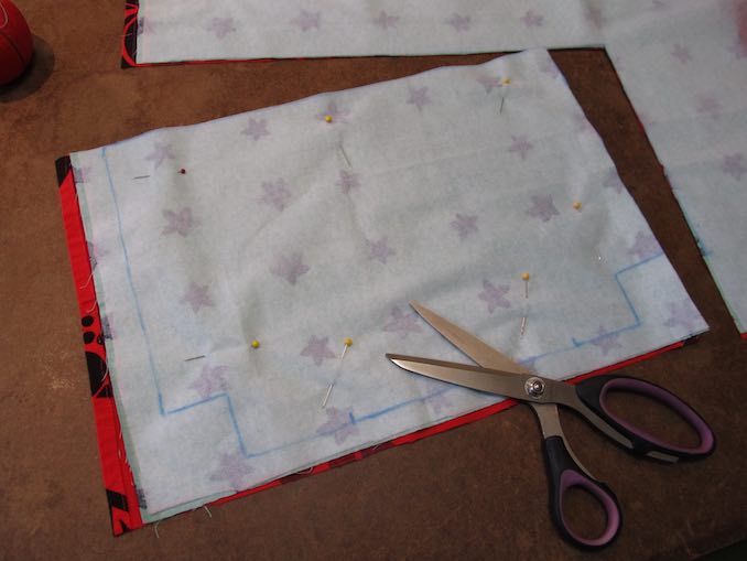 Make Den Sewing Project - a lined pouch with box corners.