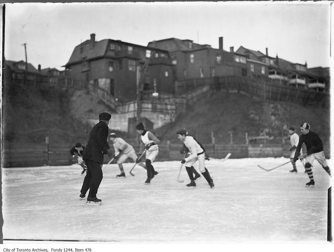 1912 - Professional hockey players, Christie Pits copy