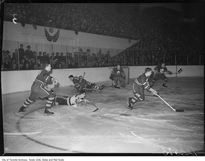 1948 - March 27 - Toronto Boston playoff hockey action