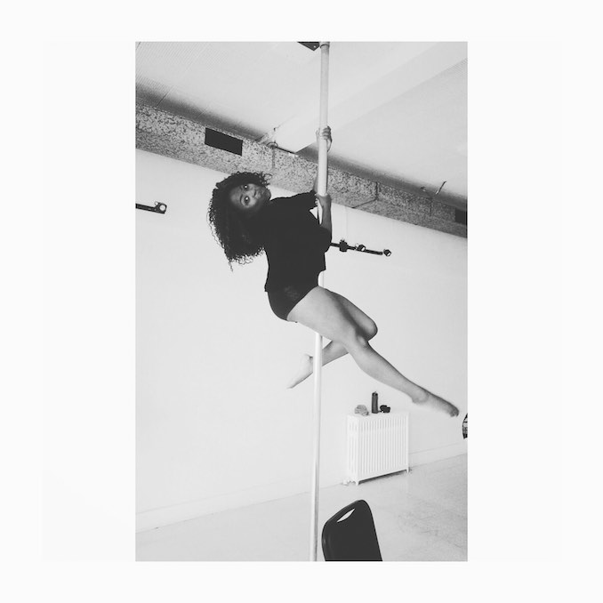 Mamito_ Going Up!! In a Pole dancing class at Brass Vixens