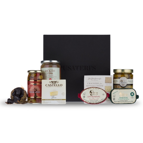 Savour the Holidays Pusateri's Gift Basket