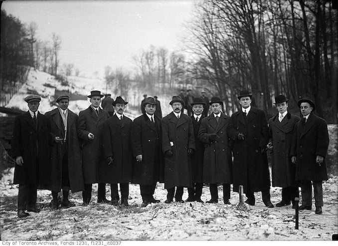 1915 - January 16 - Bloor Viaduct construction staff