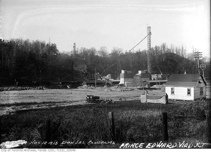 1915 - November 12 - Bloor Viaduct, Don Section, Pan