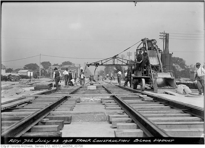 1918 - July 23 - Bloor Viaduct - track construction