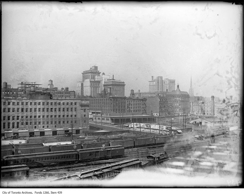 1923 - April 5 - Skyline from waterfront